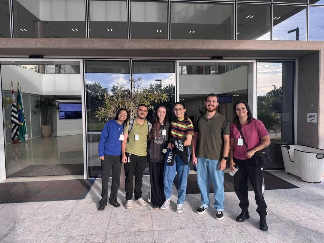 BBLab students during a research visit